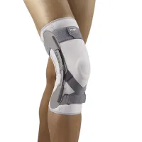 Med Kniebrace - Maat: 4