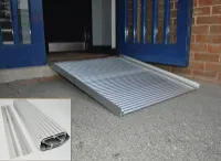 Rolstoelhelling oprolbaar