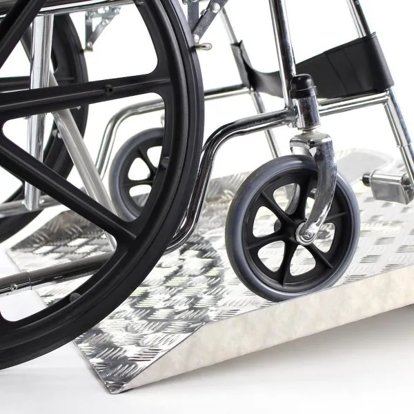 Drempelhulp extra sterk 25 - 30 cm rijgoot drempelplaat oprijhelling