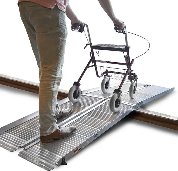 Lange, aluminium oprijplaat drempelhulp opvouwbaar - 240 cm rijgoot rijplaat