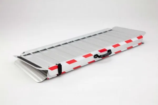Oprijplaat Opvouwbaar Aluminium - Drempelhulp Extra Breed - 120 cm Lang Voor Rolstoel