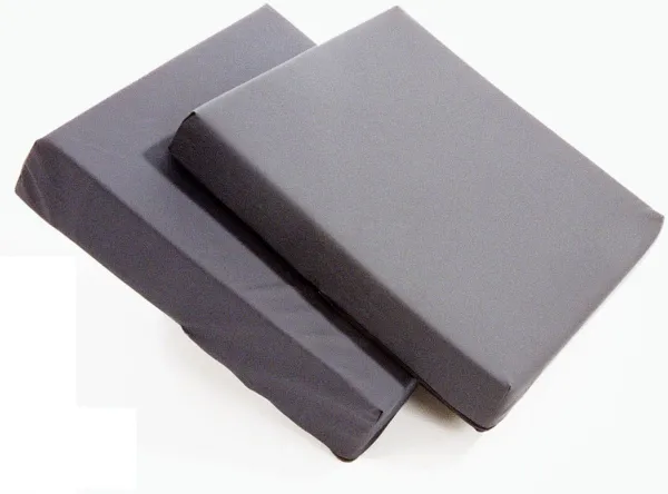 Rolstoel zitkussen (zitbreedte 51cm) stoelverhoger
