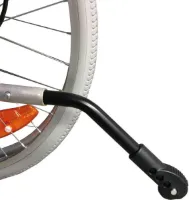 Anti-kiepsteun rolstoel