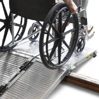 Oprijplaat scootmobiel 120 cm - Drie keer opvouwbaar