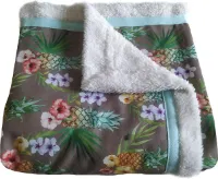 Handgemaakte deken of plaid rolstoel Ananas print 140 x 100 cm