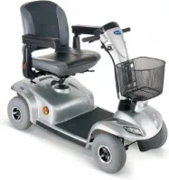 Scootmobiel invacare leo 4